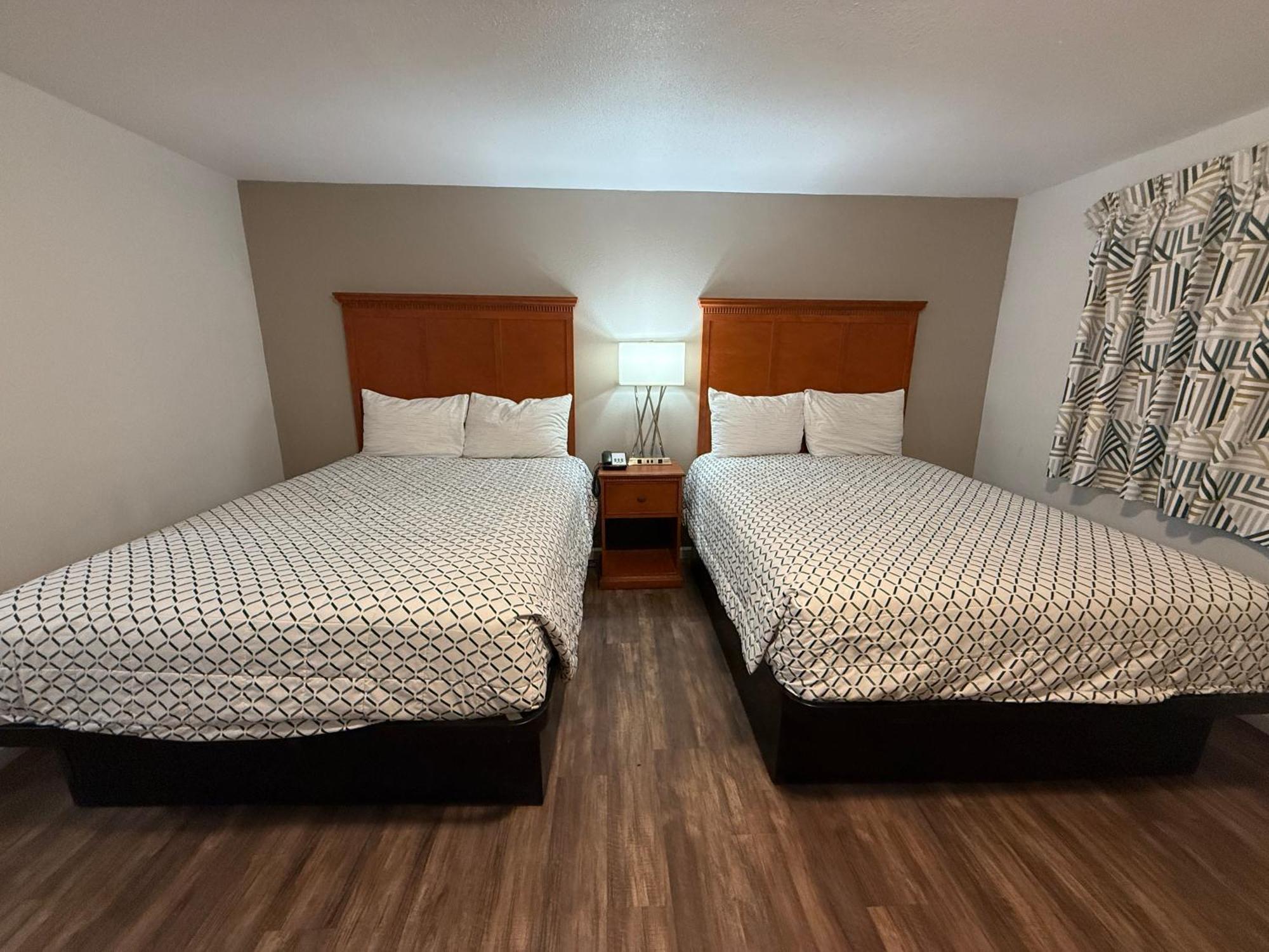 Budget Inn Bend Extérieur photo