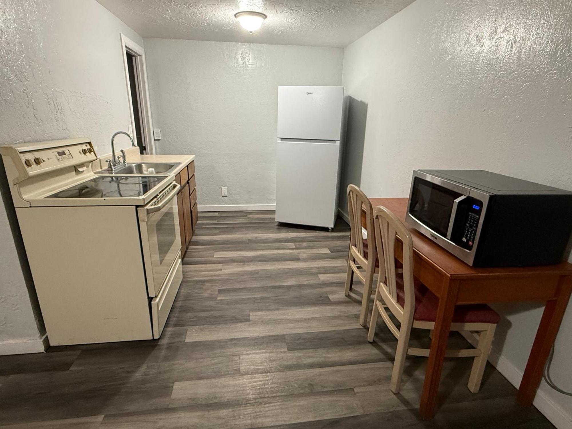 Budget Inn Bend Extérieur photo